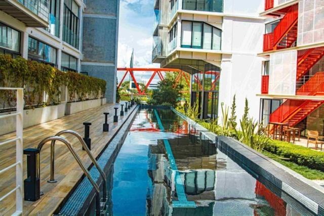Moderno Apto Shift Zona 16, Cerca De Embajada Eeuu Y Explanada Cayala グアテマラシティ エクステリア 写真